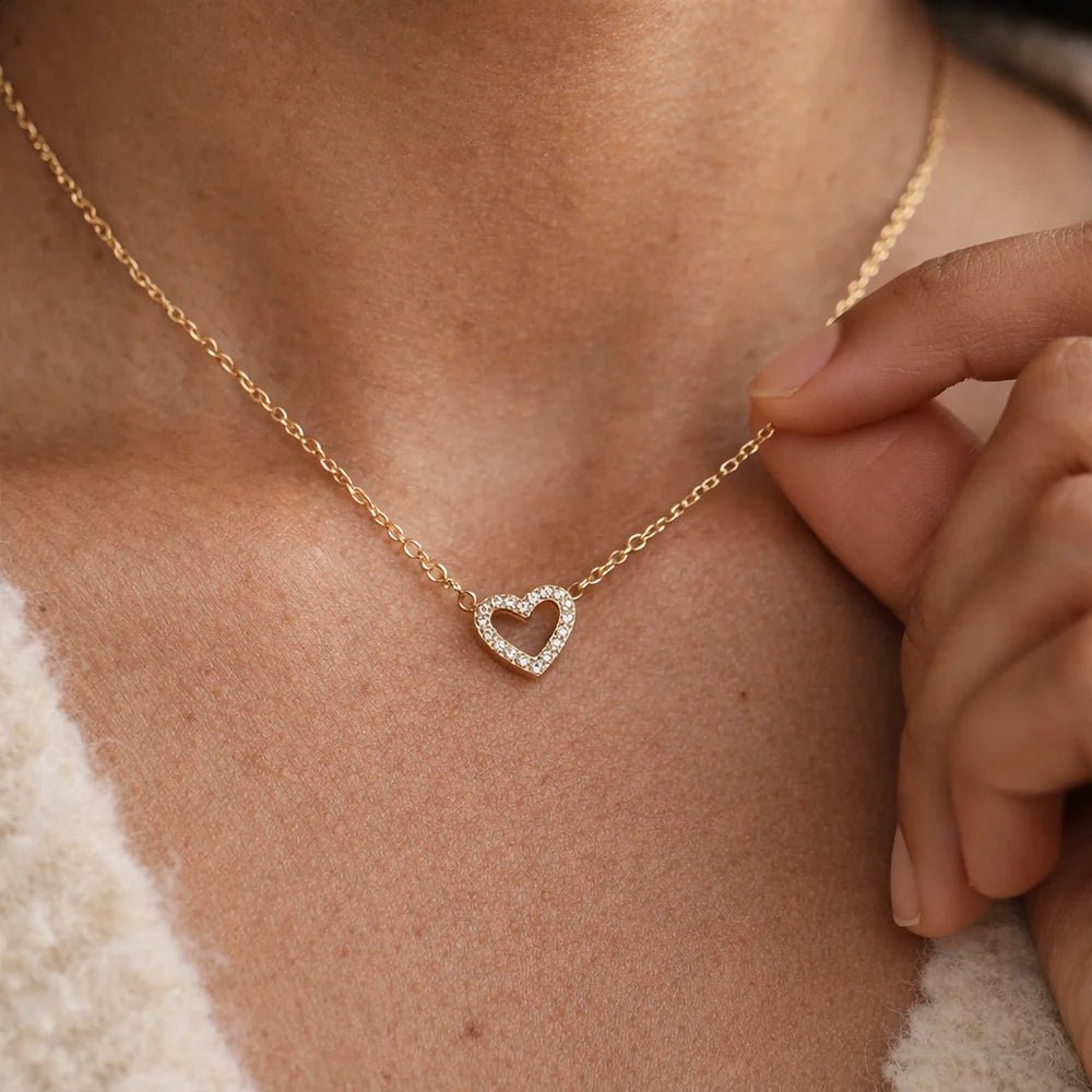 Evara Crystal Heart Necklace - Zenee - Necklaces