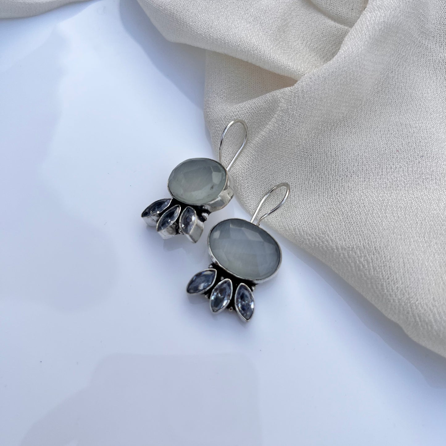 Ella Oxi Earrings