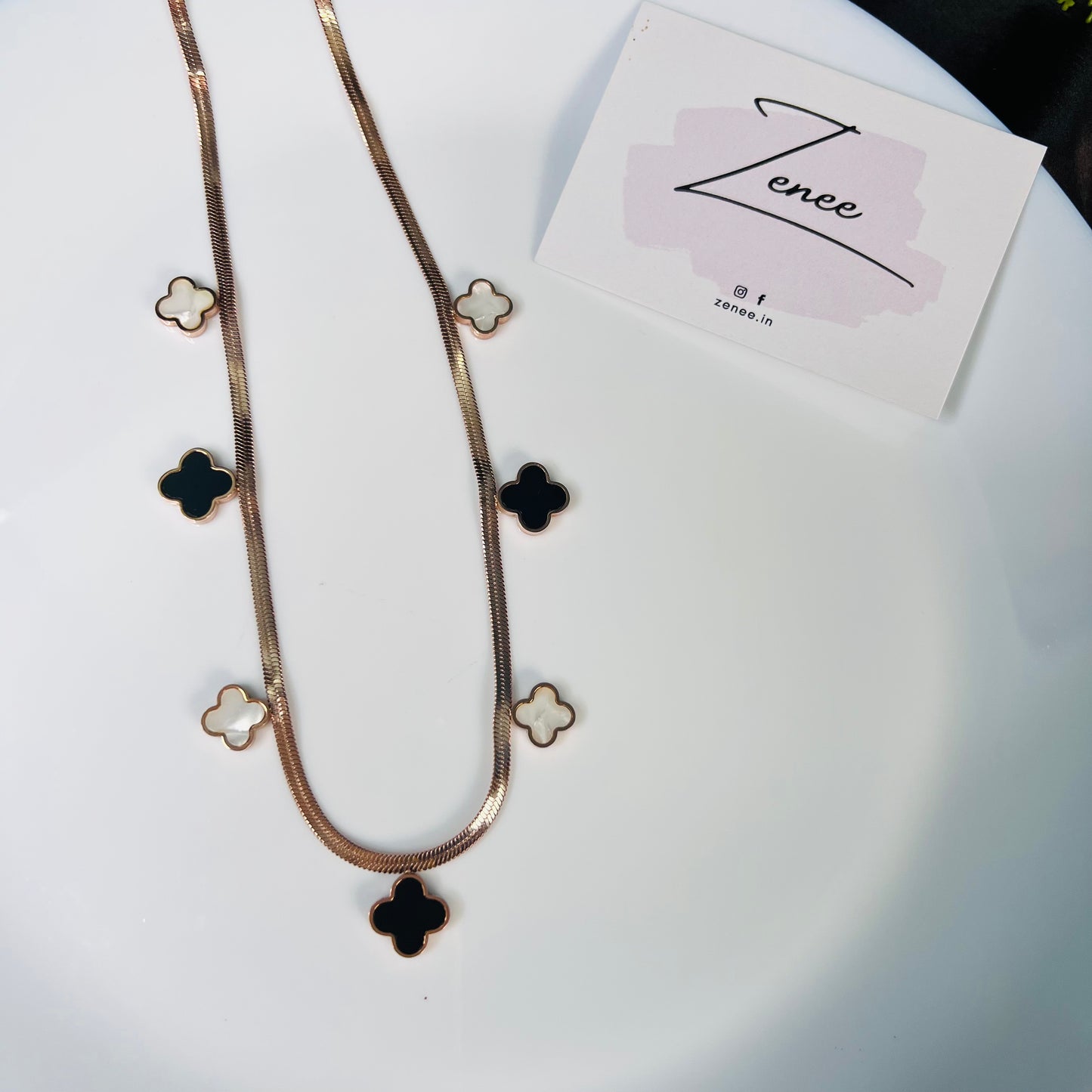 Zoey Black And White Clover Necklace