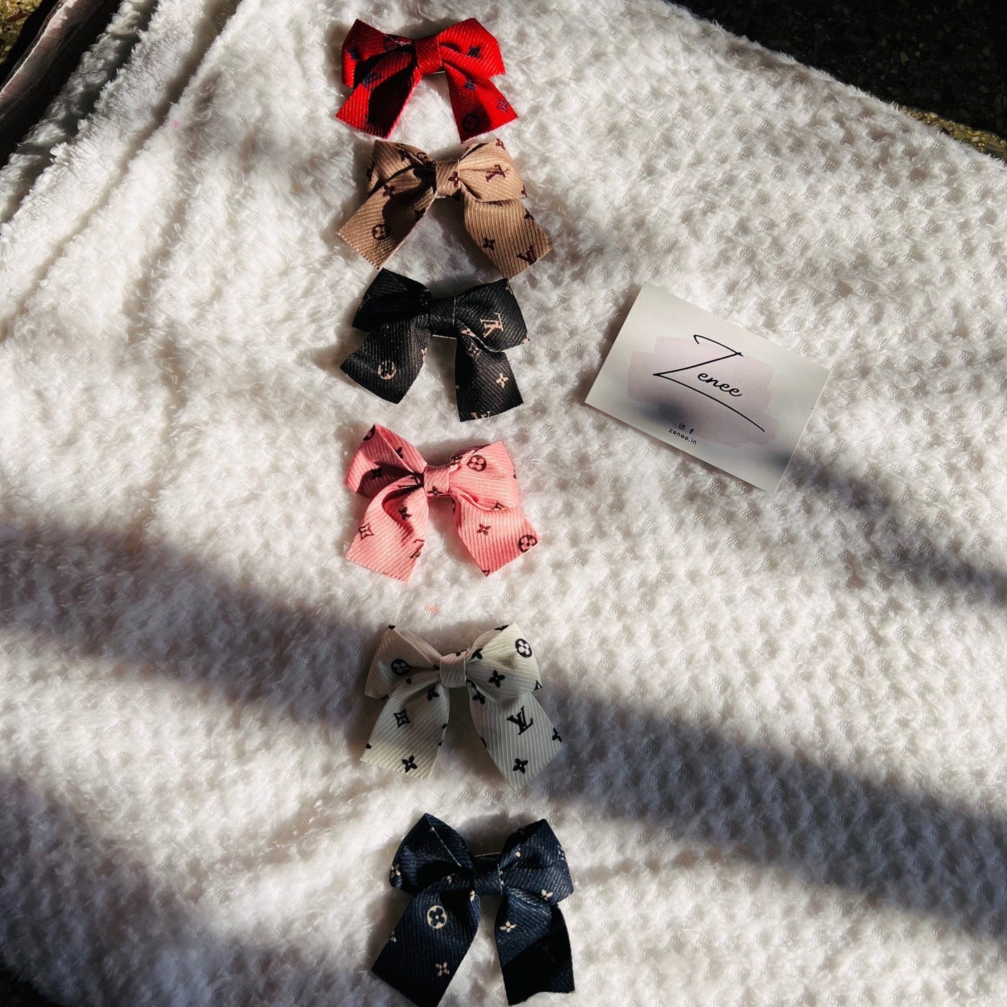Funky Bow Hair Clip - Zenee.in-Hair Accessories