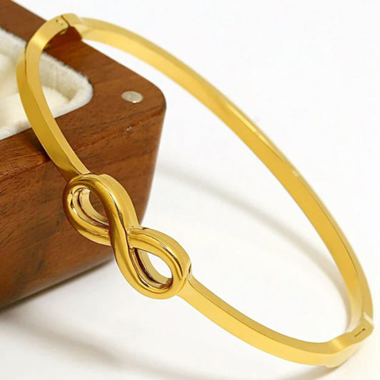 Infinity Glow Baby Bracelet