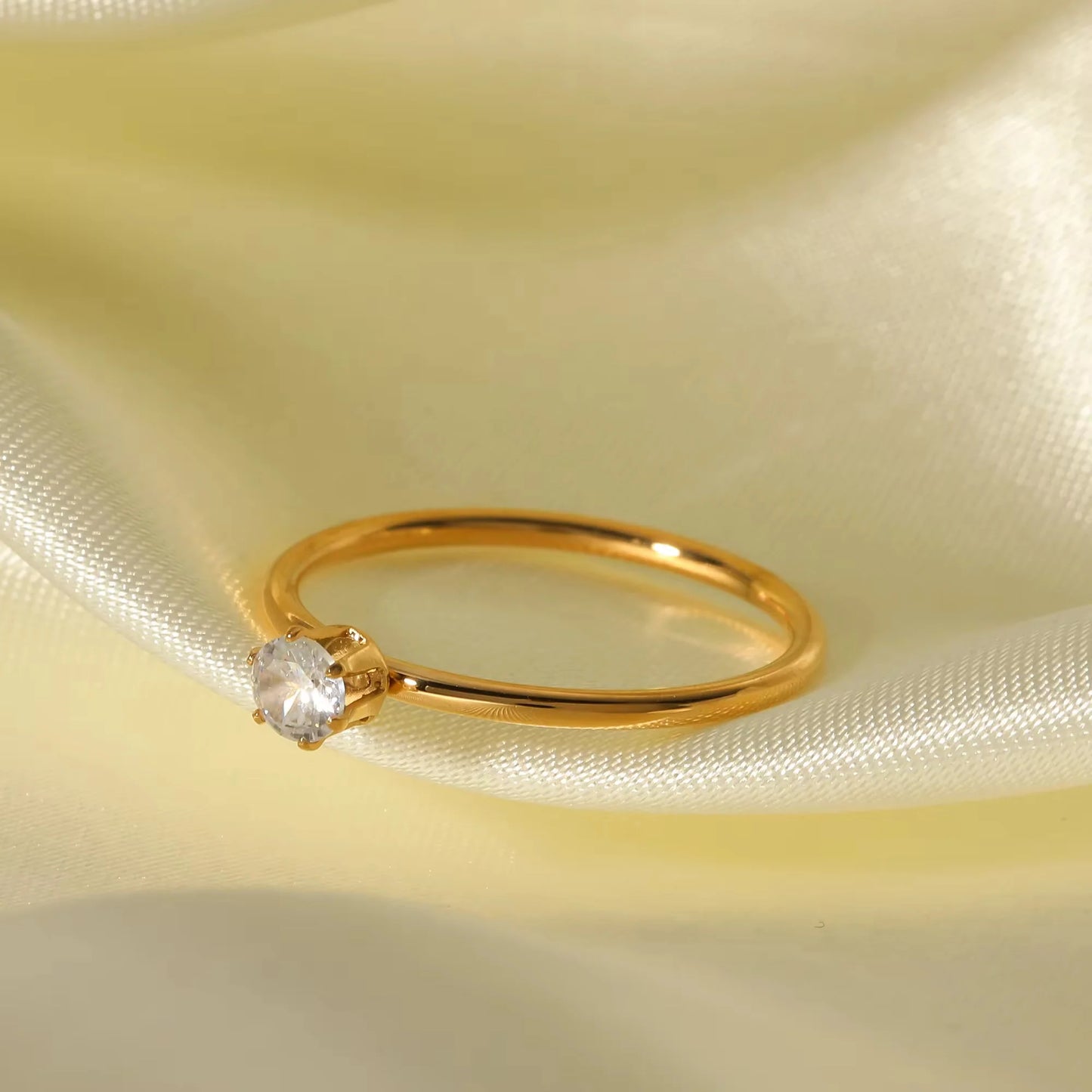 Solenne Solitaire Ring