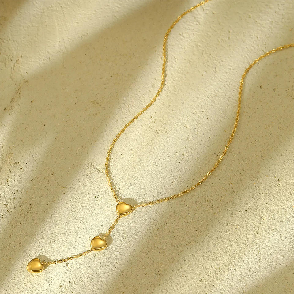 Amora Drop Heart Necklace - Zenee - Necklaces