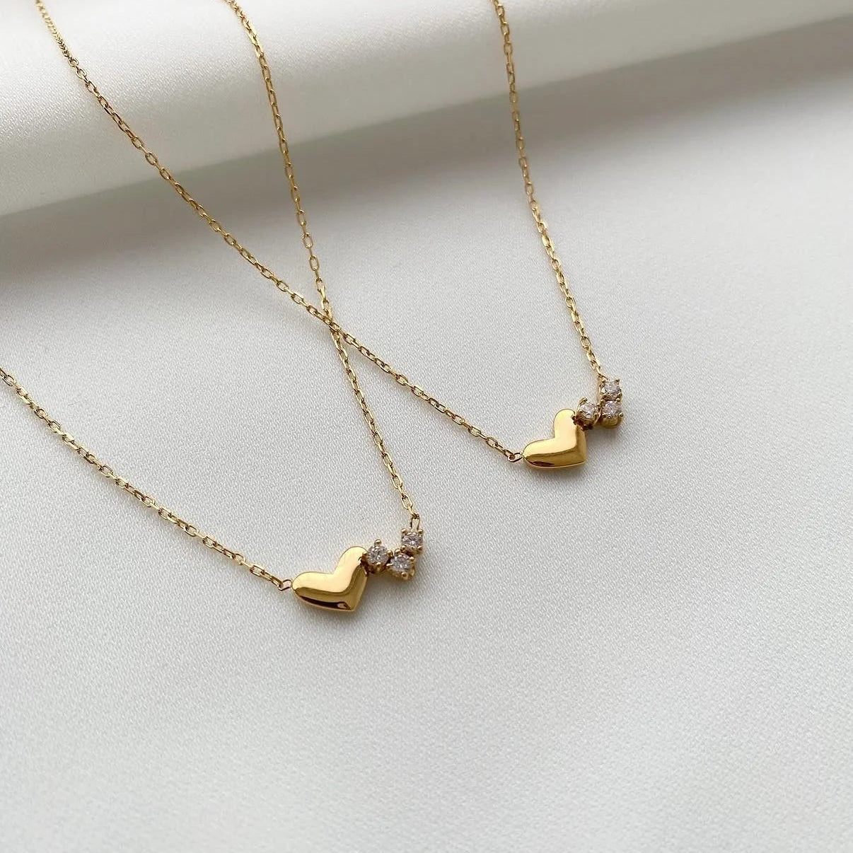 Amora Heart Necklace - Zenee - Necklaces