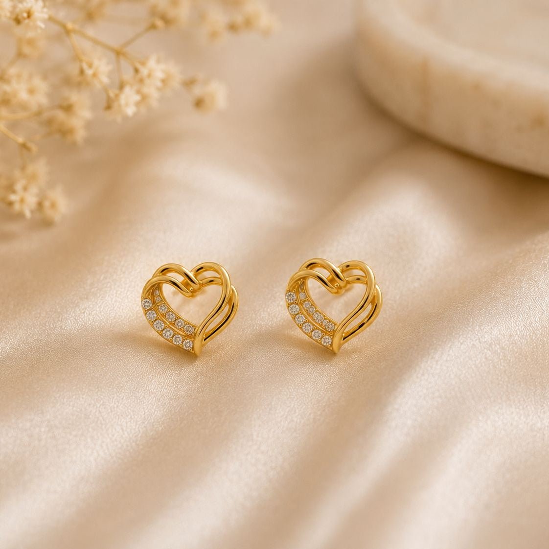 Amora Heart Stud Earrings - Zenee - Earrings