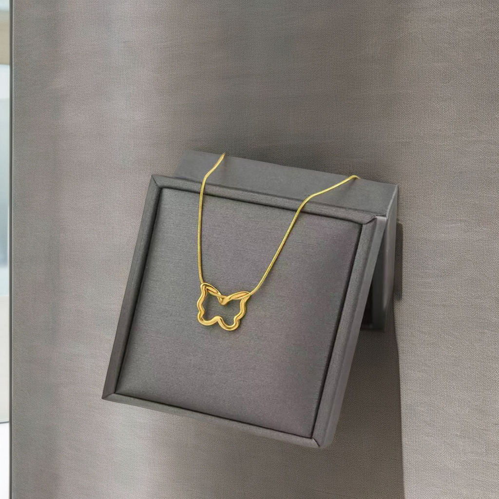 Aurelia Butterfly Necklace - Zenee - Necklaces