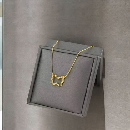 Aurelia Butterfly Necklace - Zenee - Necklaces