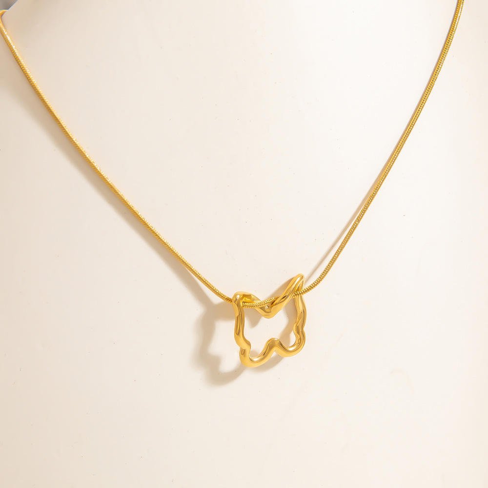Aurelia Butterfly Necklace - Zenee - Necklaces