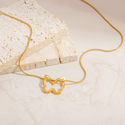 Aurelia Butterfly Necklace - Zenee - Necklaces