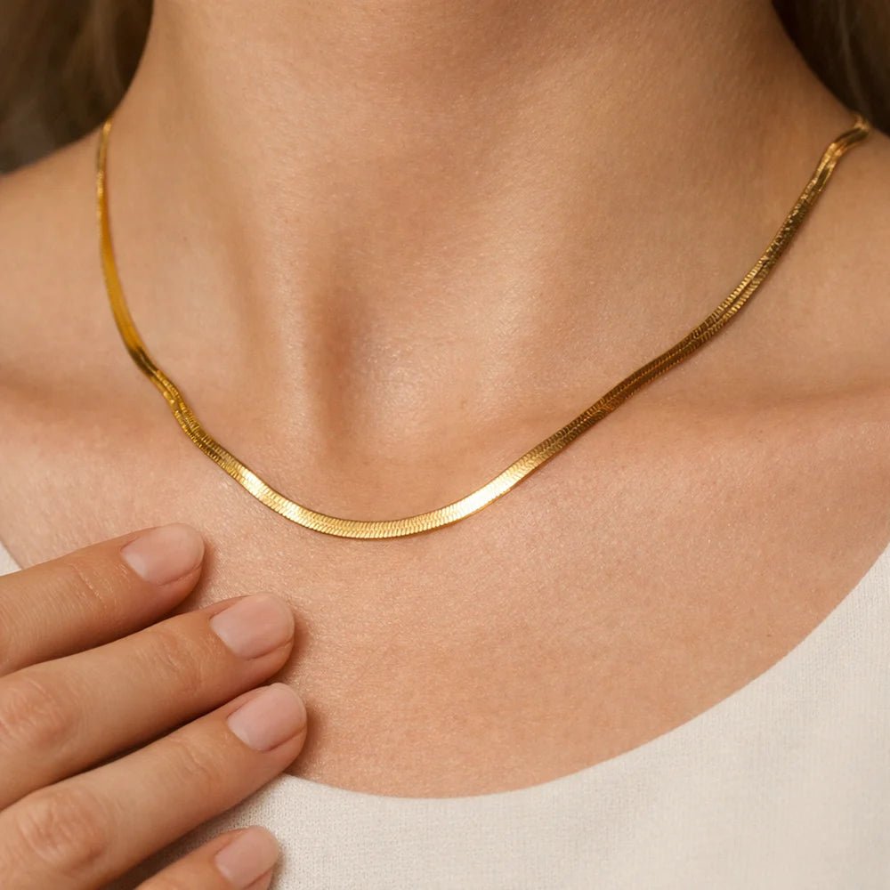 Aurelia Sleek Snake Chain Necklace - Zenee - Necklaces
