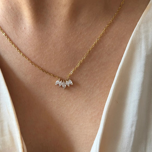 Aurielle Marquise Necklace - Zenee - Necklaces