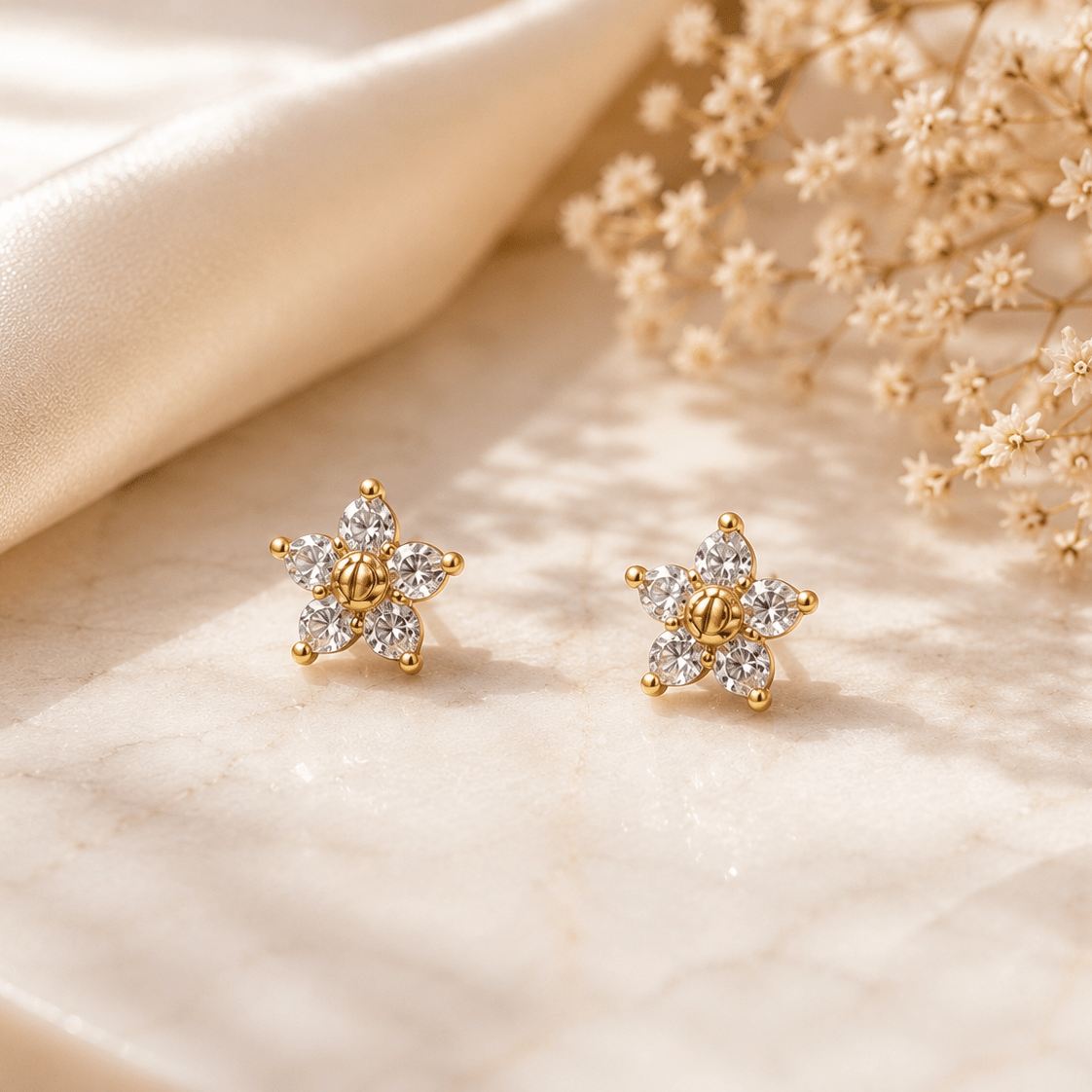 Blossia Spark Studs - Zenee - Earrings