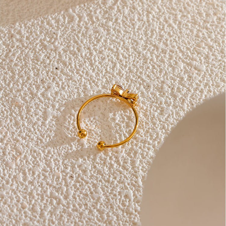 Celeste Bow Spark Ring - Zenee - Rings