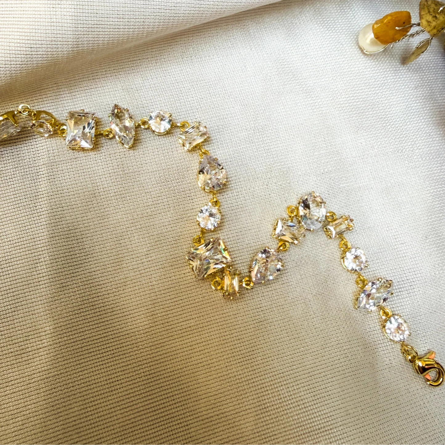 Celestia Luxe Bracelet - Zenee - Bracelets