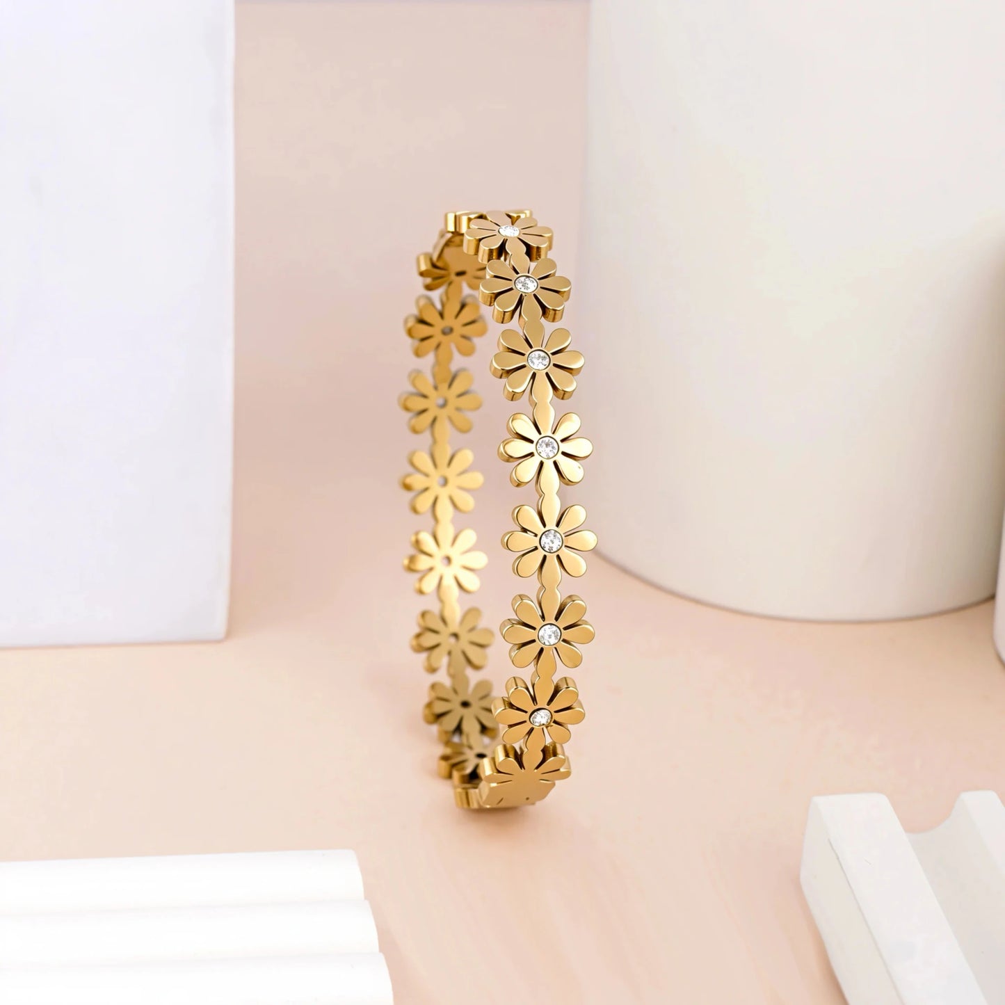 Daisy Glow Bangle - Zenee - Bracelets