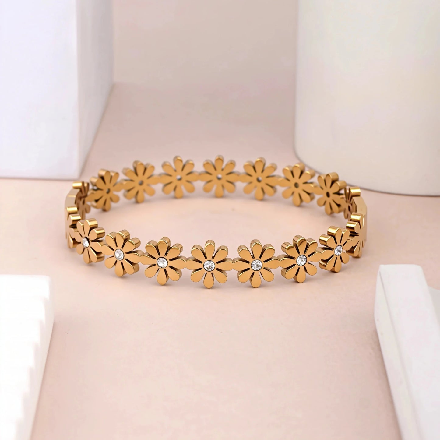 Daisy Glow Bangle - Zenee - Bracelets