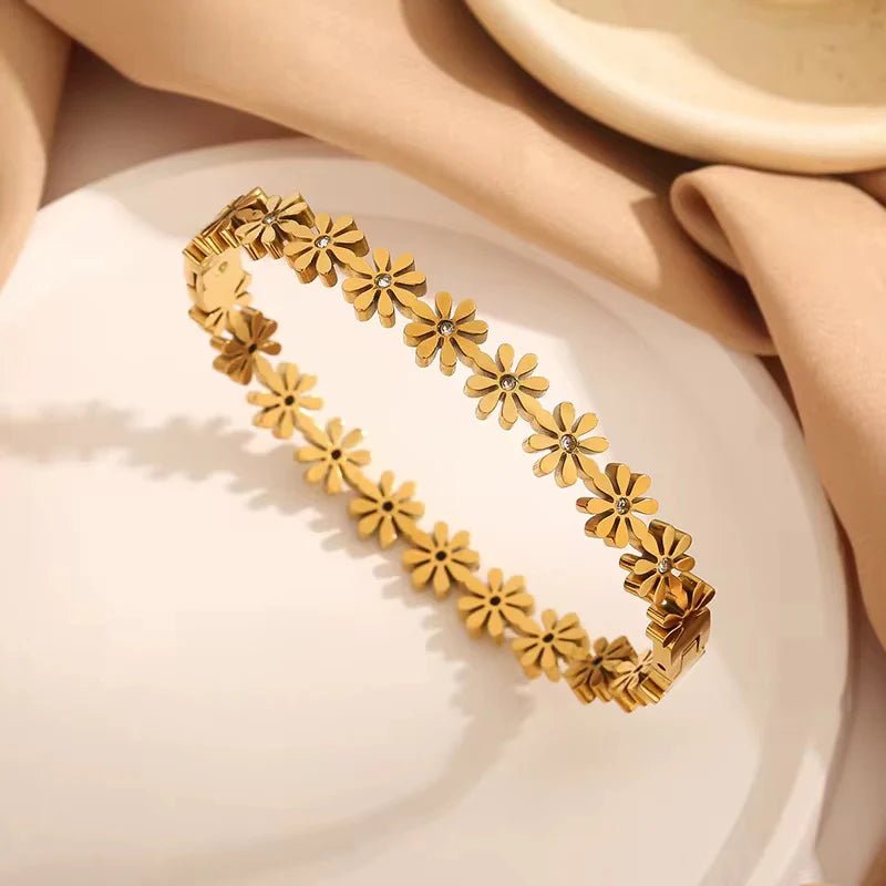 Daisy Glow Bangle - Zenee - Bracelets