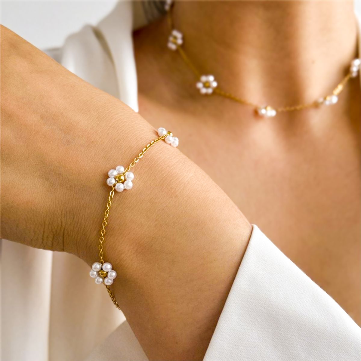 Daisy Pearl Bracelet - Zenee - Bracelets
