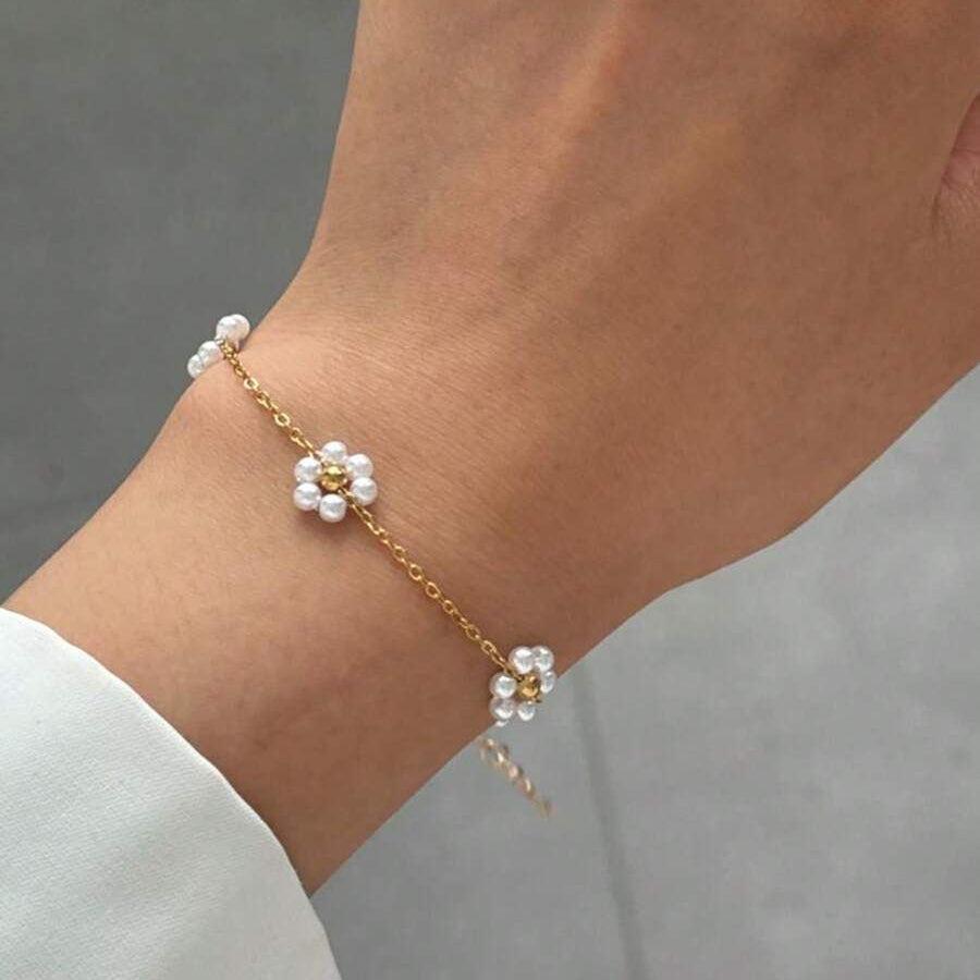 Daisy Pearl Bracelet - Zenee - Bracelets