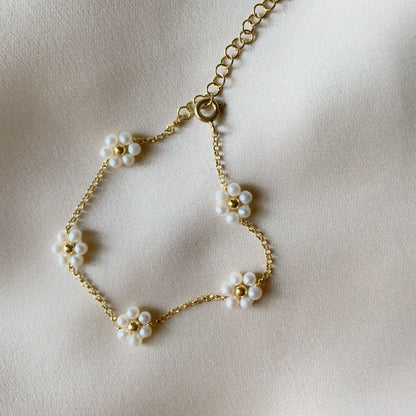 Daisy Pearl Bracelet - Zenee - Bracelets