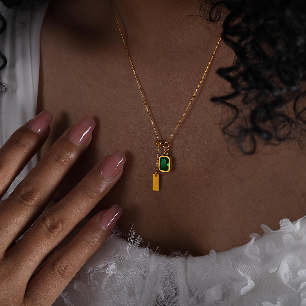 Emera Glow Pendant Necklace - Zenee - Necklaces