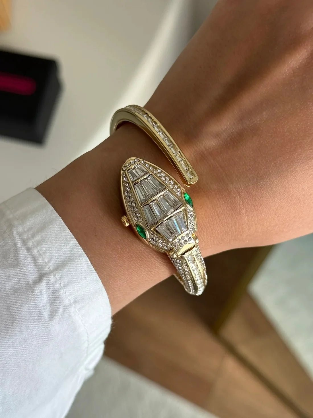 Emerald Serpente Luxe Watch - Zenee - Bracelets