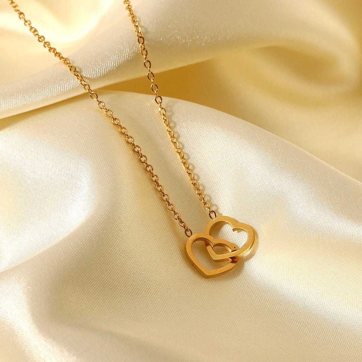 Eternal Hearts Necklace - Zenee-Necklaces
