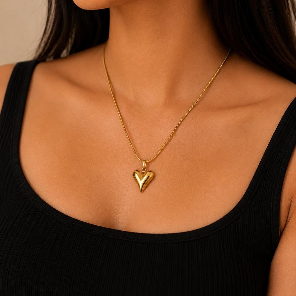 Golden Heart Whisper Necklace - Zenee - Necklaces