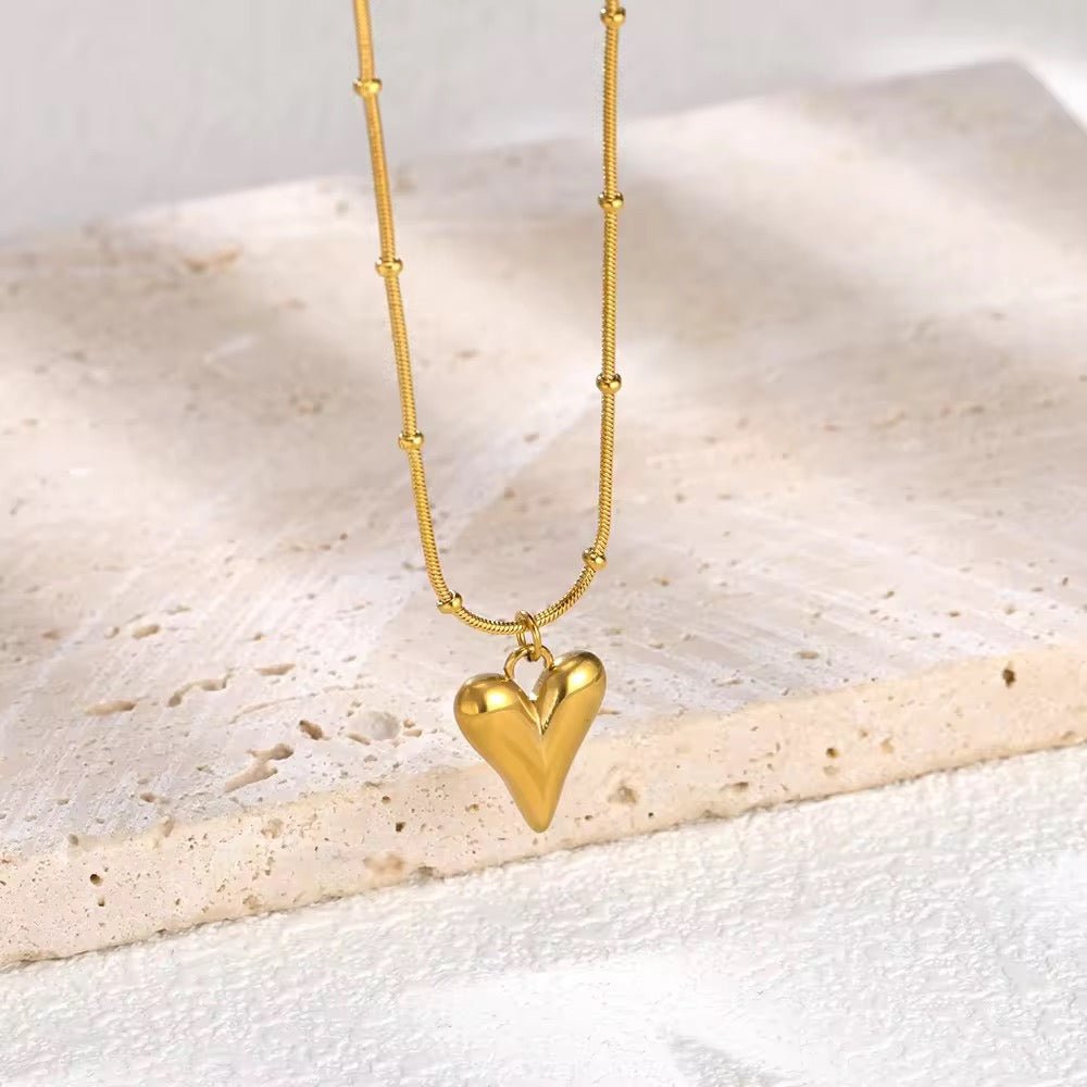 Luna Heart Drop Necklace - Zenee - Necklaces