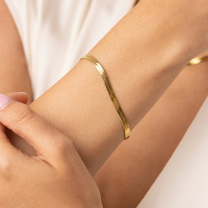 Luna Herringbone Bracelet - Zenee - Bracelets