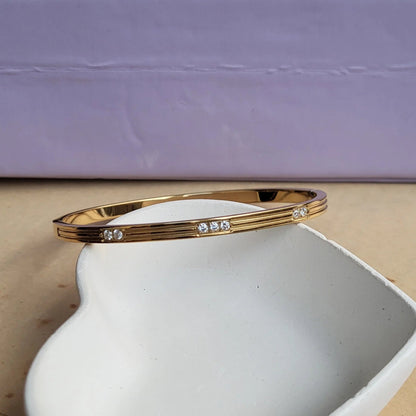Luxe Line Crystal Bangle - Zenee - Bracelets