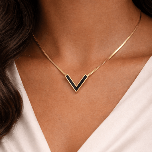 Noir V Luxe Necklace - Zenee - Necklaces