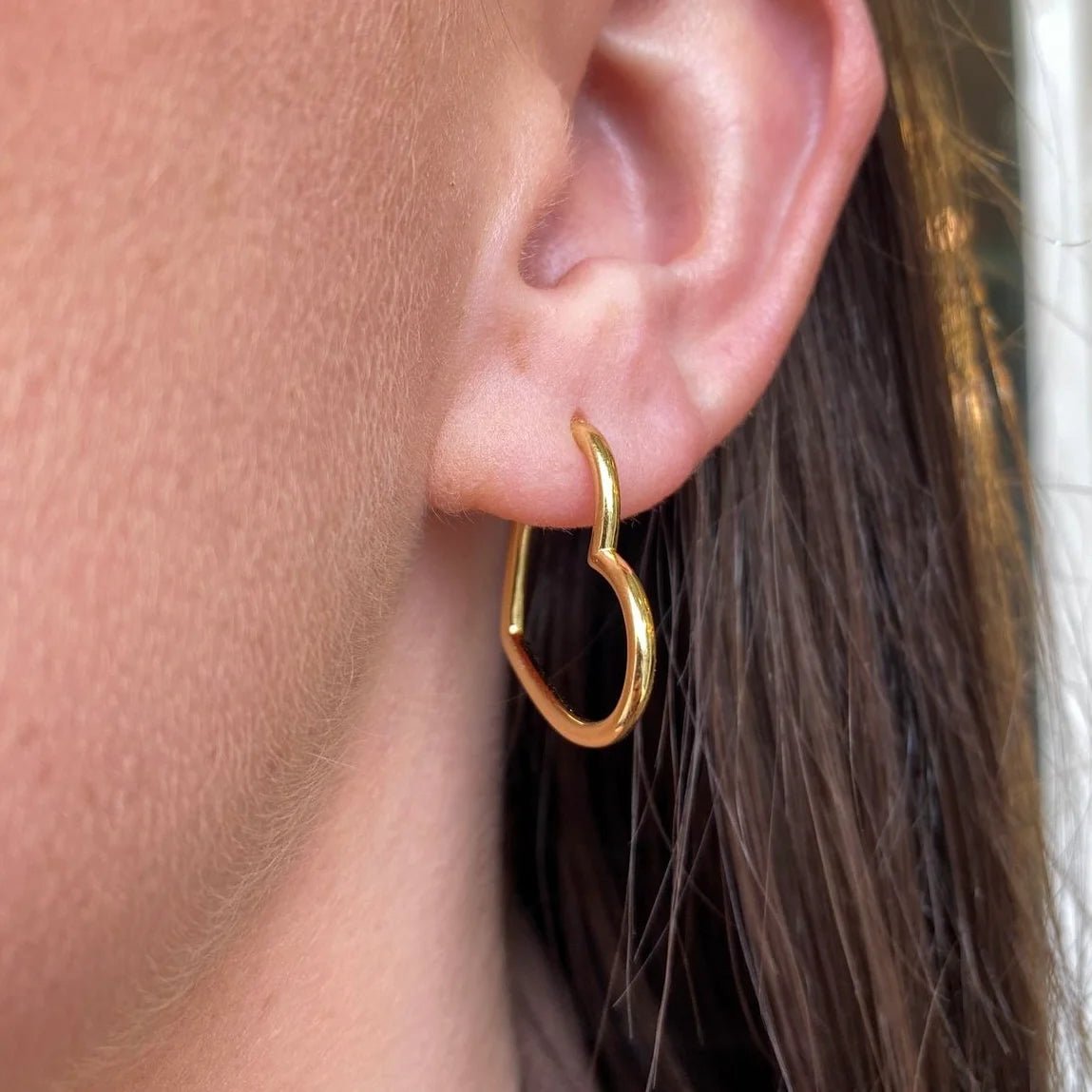 Nova Twist Hoops - Zenee - Earrings