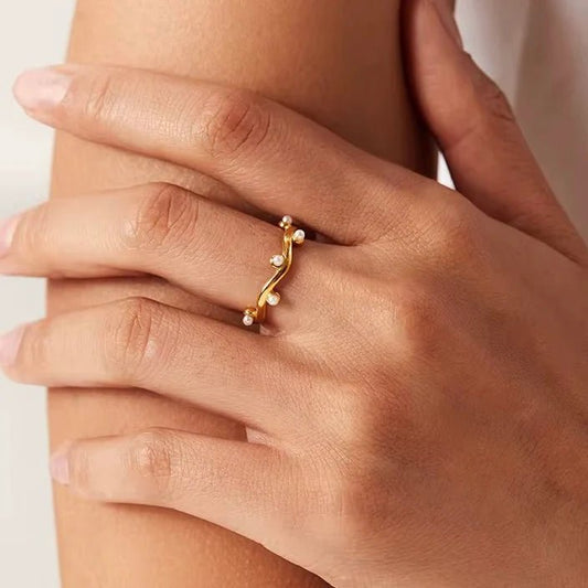 Pearl Drift Ring - Zenee - Rings