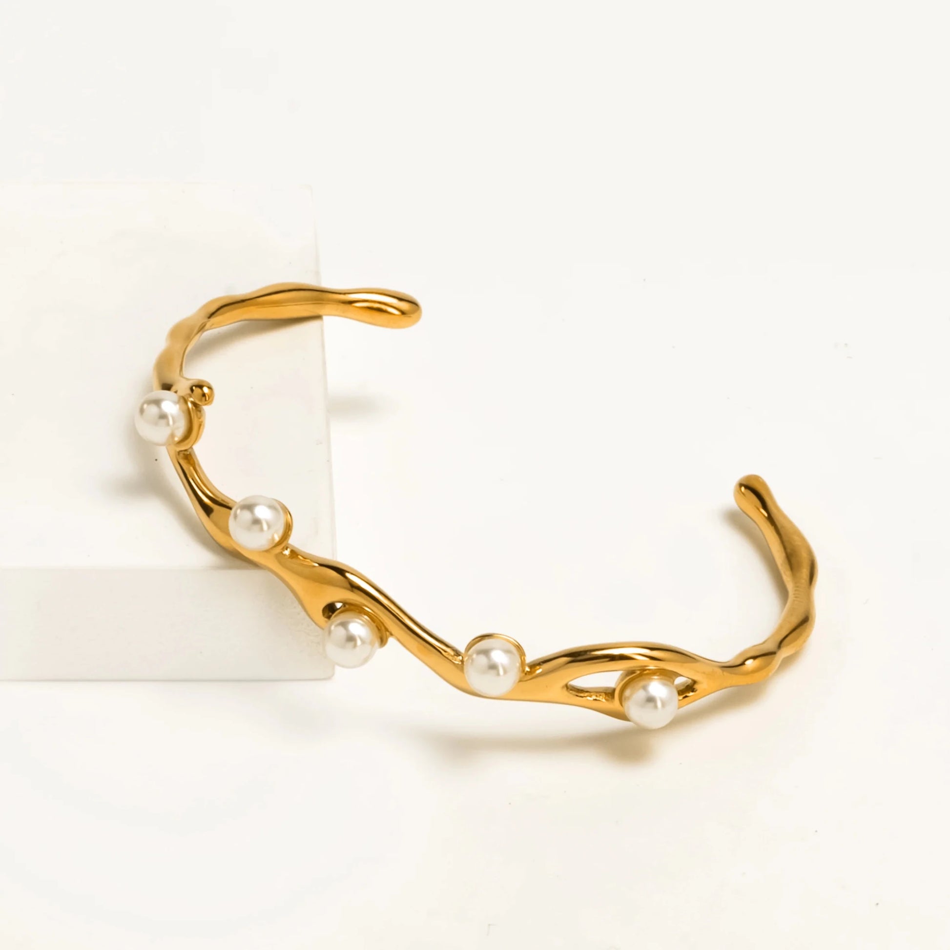 Pearl Tide Cuff Bracelet - Zenee - Bracelets