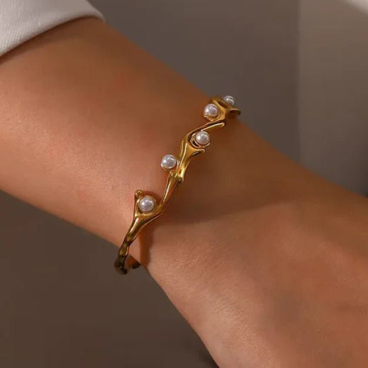 Pearl Tide Cuff Bracelet - Zenee - Bracelets