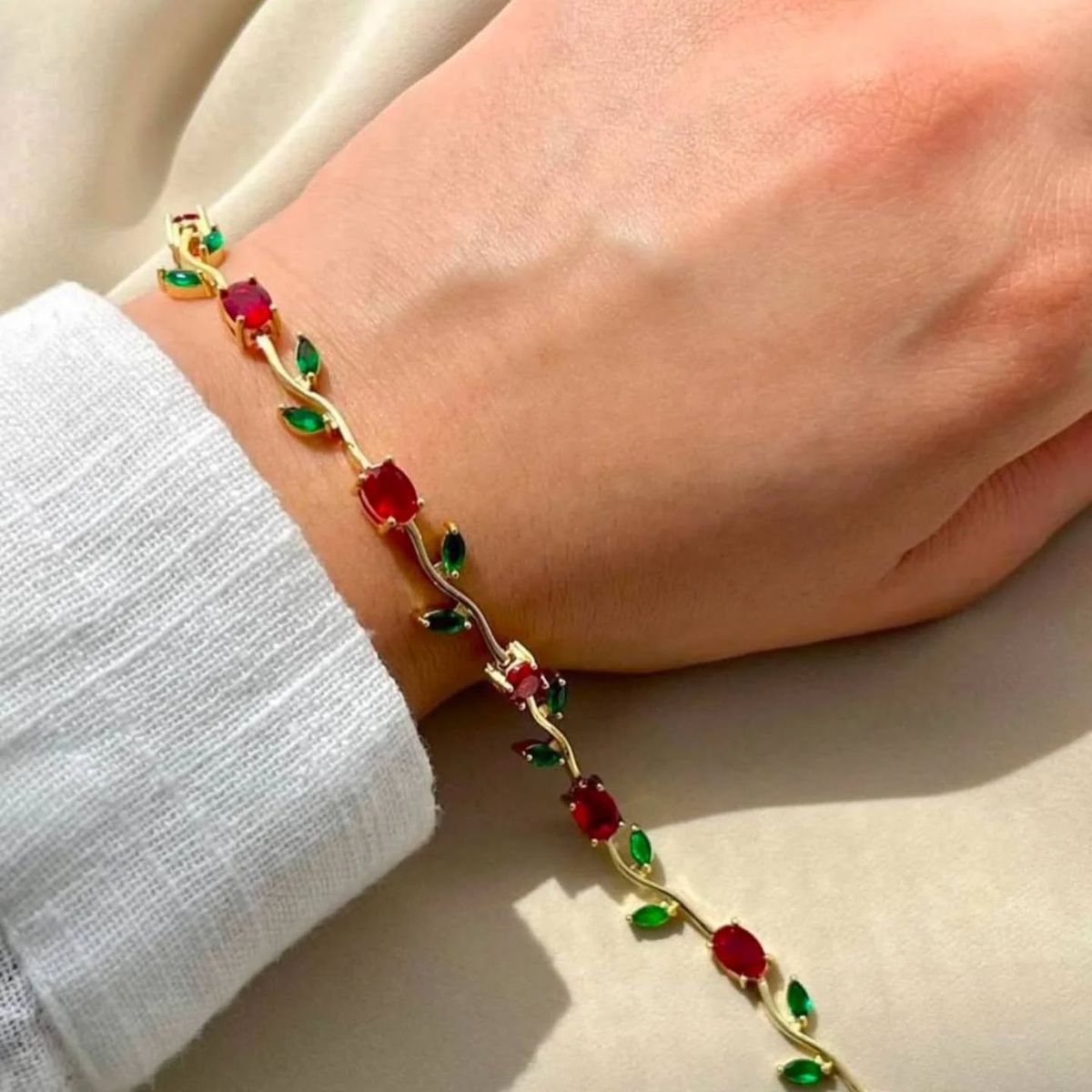 Serene Vine Bracelet - Zenee - Bracelets
