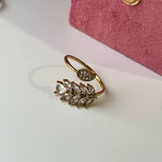 Verdant Leaf Glow Ring - Zenee - 