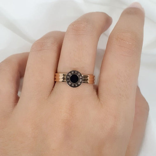 Arzoo Black Roman Thick Ring - Zenee-Rings