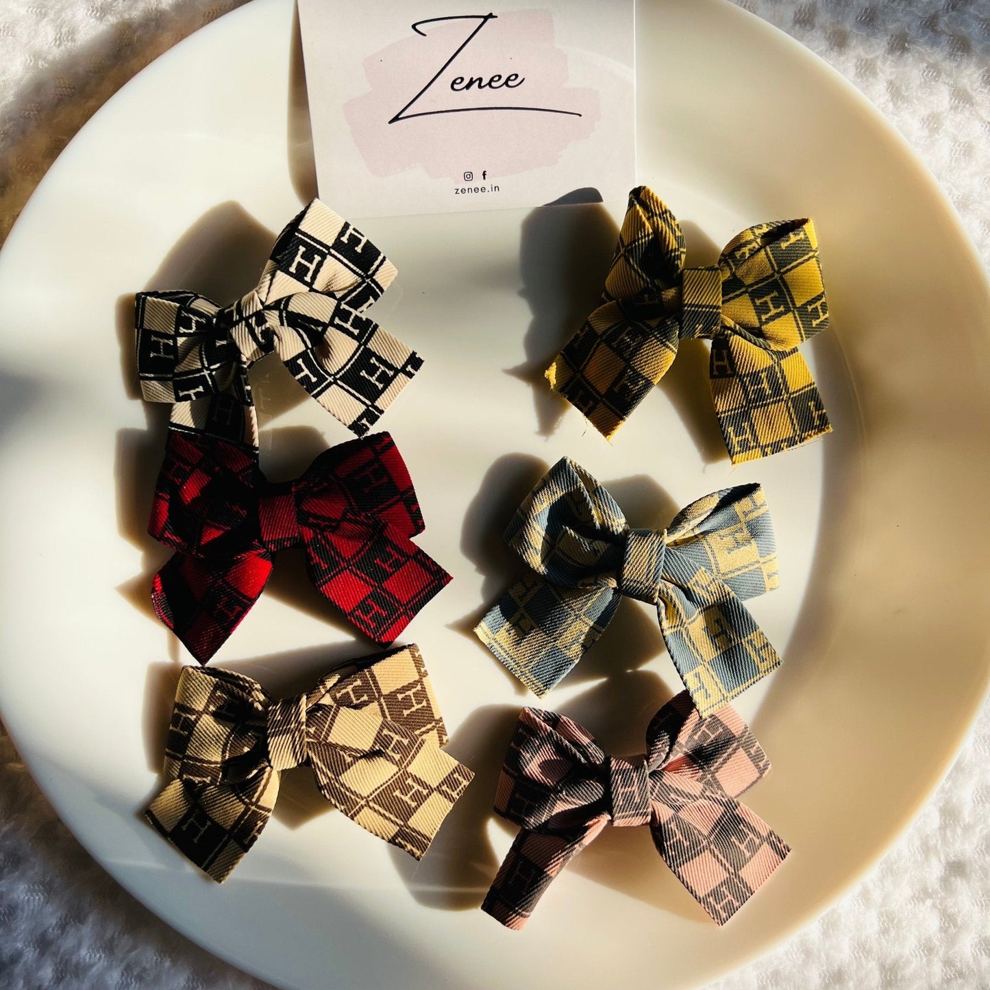 Bow Hair Clip - Zenee.in-Hair Accessories