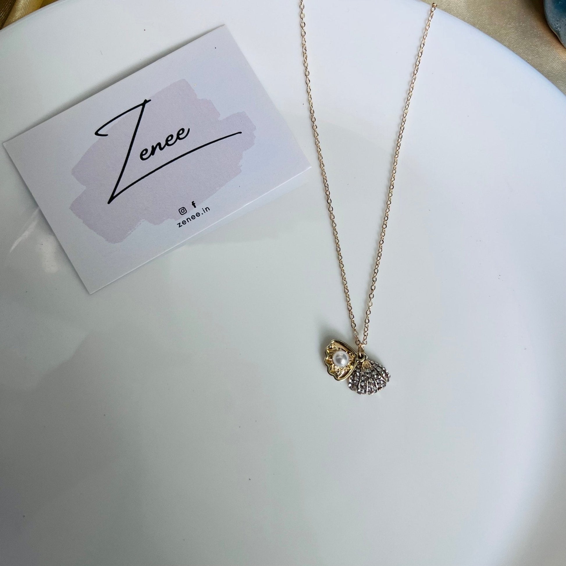 Golden Shell With Pearl Pendant Necklace - Zenee.in-Necklaces