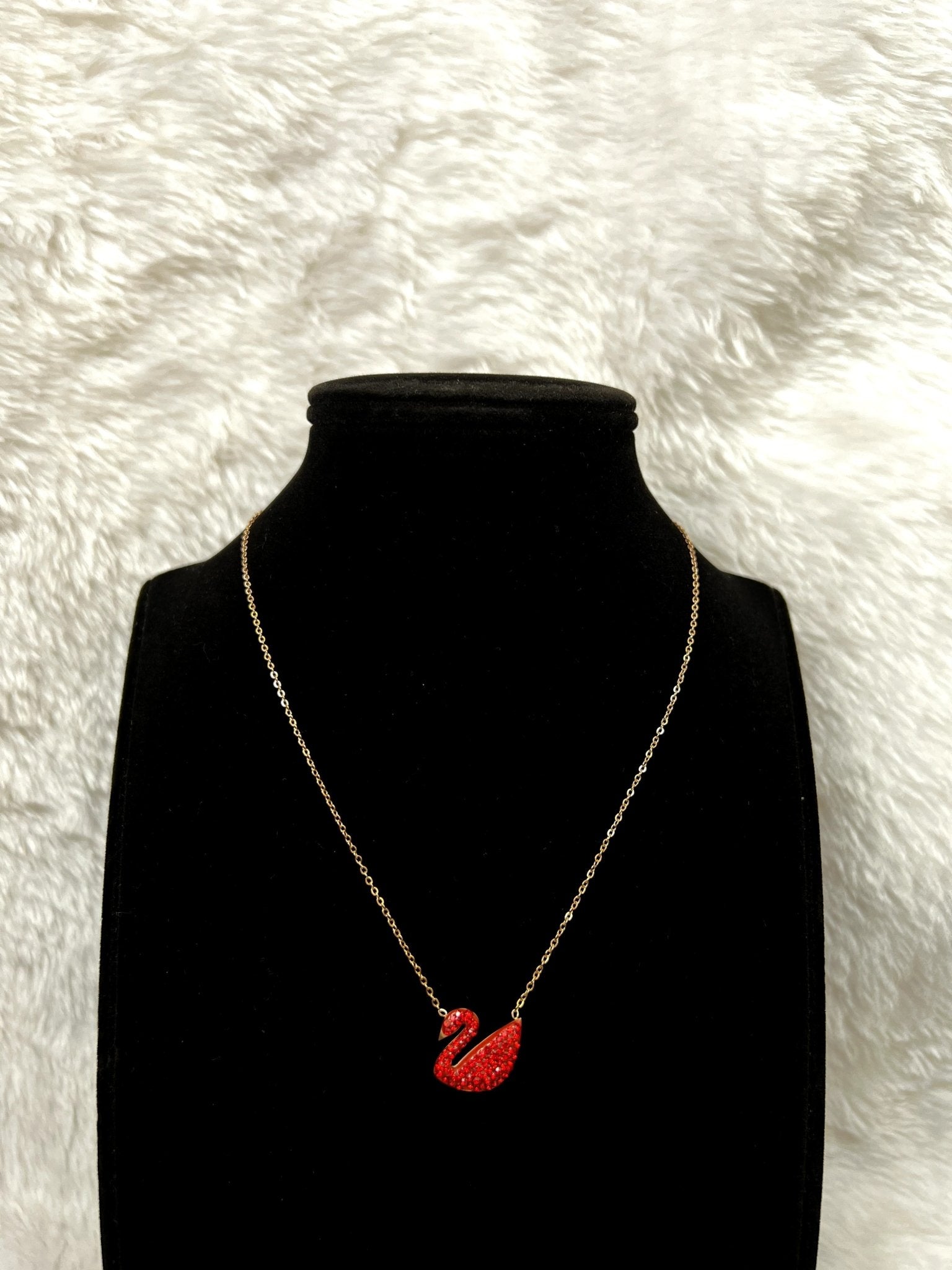 Red Swan Pendant Necklace - Zenee.in-Necklaces