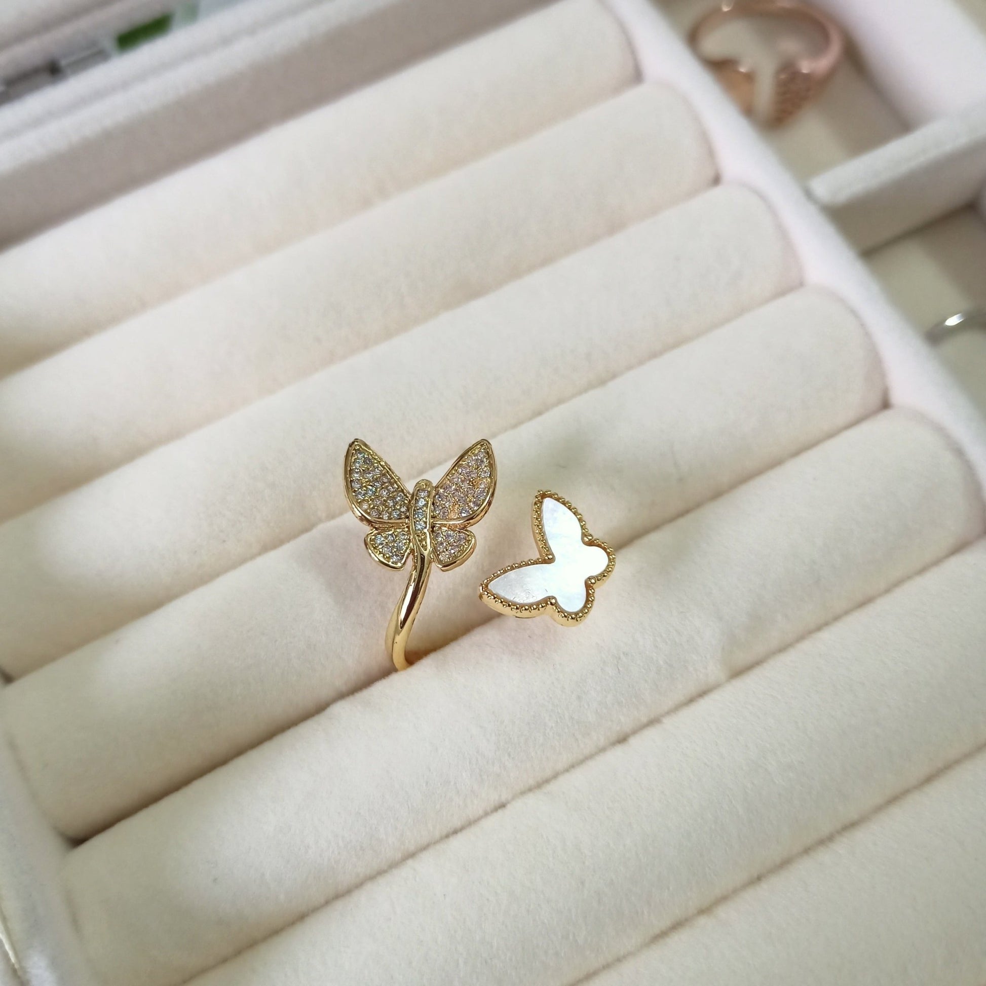 Twin Butterfly Ring - Zenee-Rings