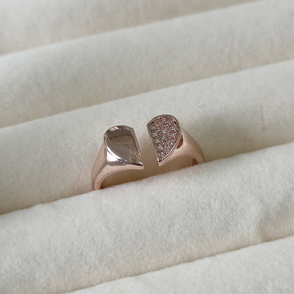 Vera Heart Ring - Zenee-Rings